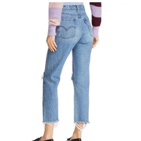 COPY - Levi’s Wedgie Straight Cropped Button Fly Distressed Raw Hem Jeans Women… - Picture 5 of 16